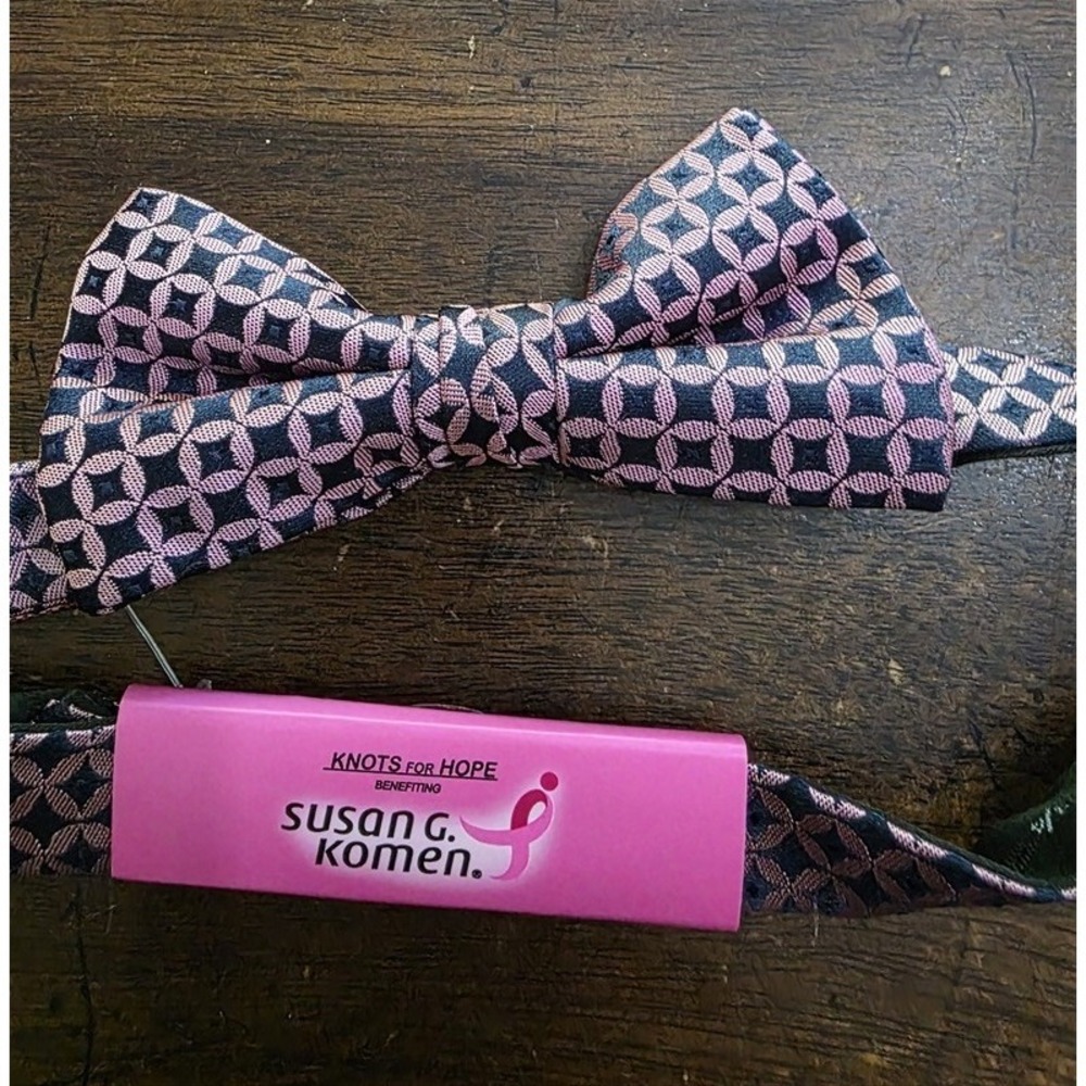 NWT Susan Komen Knots for Hope Geometric Blue Pink Pre-Tied Bow Ties 126188